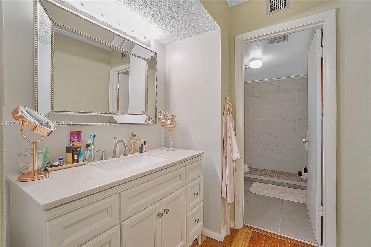 14330 SW 97th Ln , Miami, FL 33186 Photo