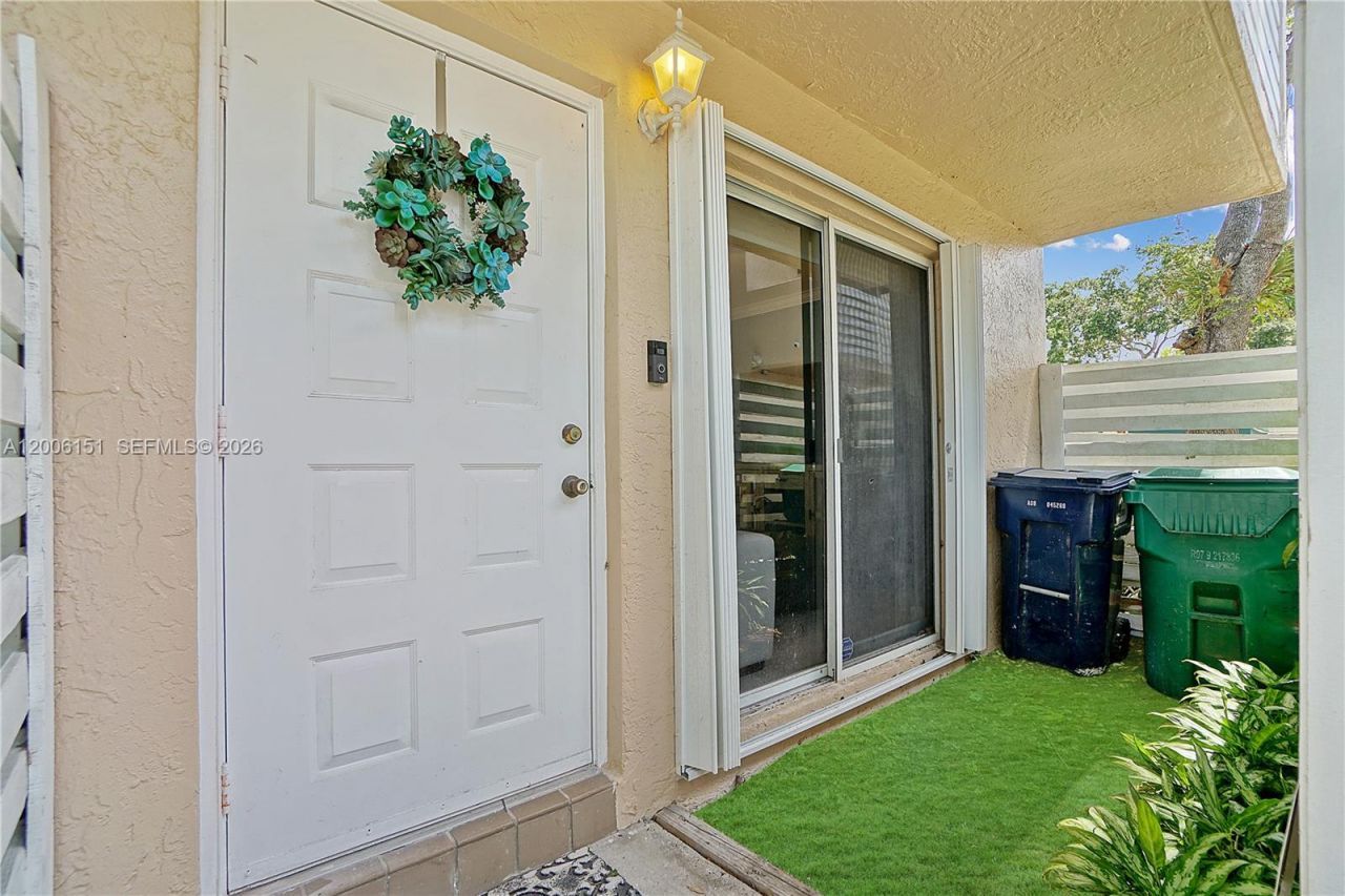 14330 SW 97th Ln , Miami, FL 33186 Photo