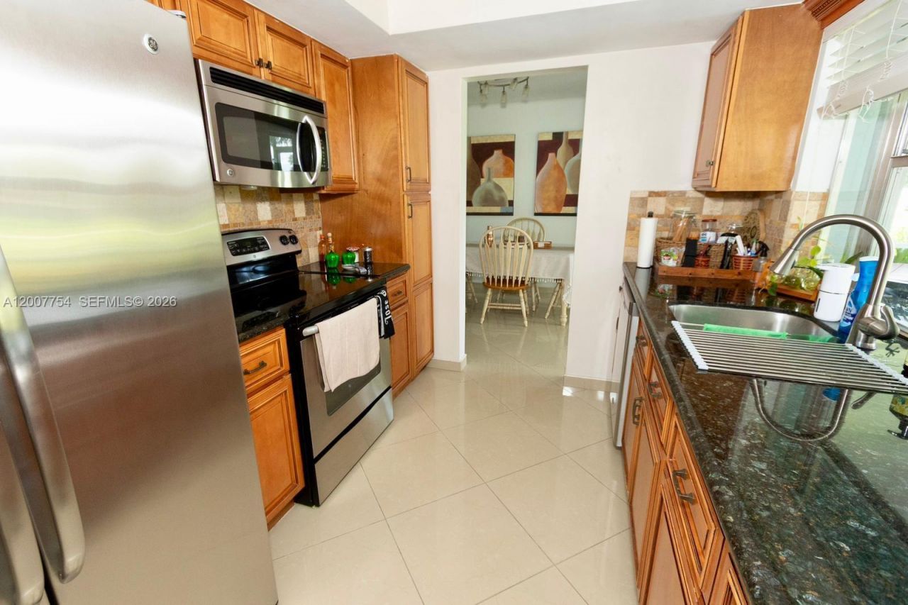 4518 NW 45th Ct , Tamarac, FL 33319 Photo