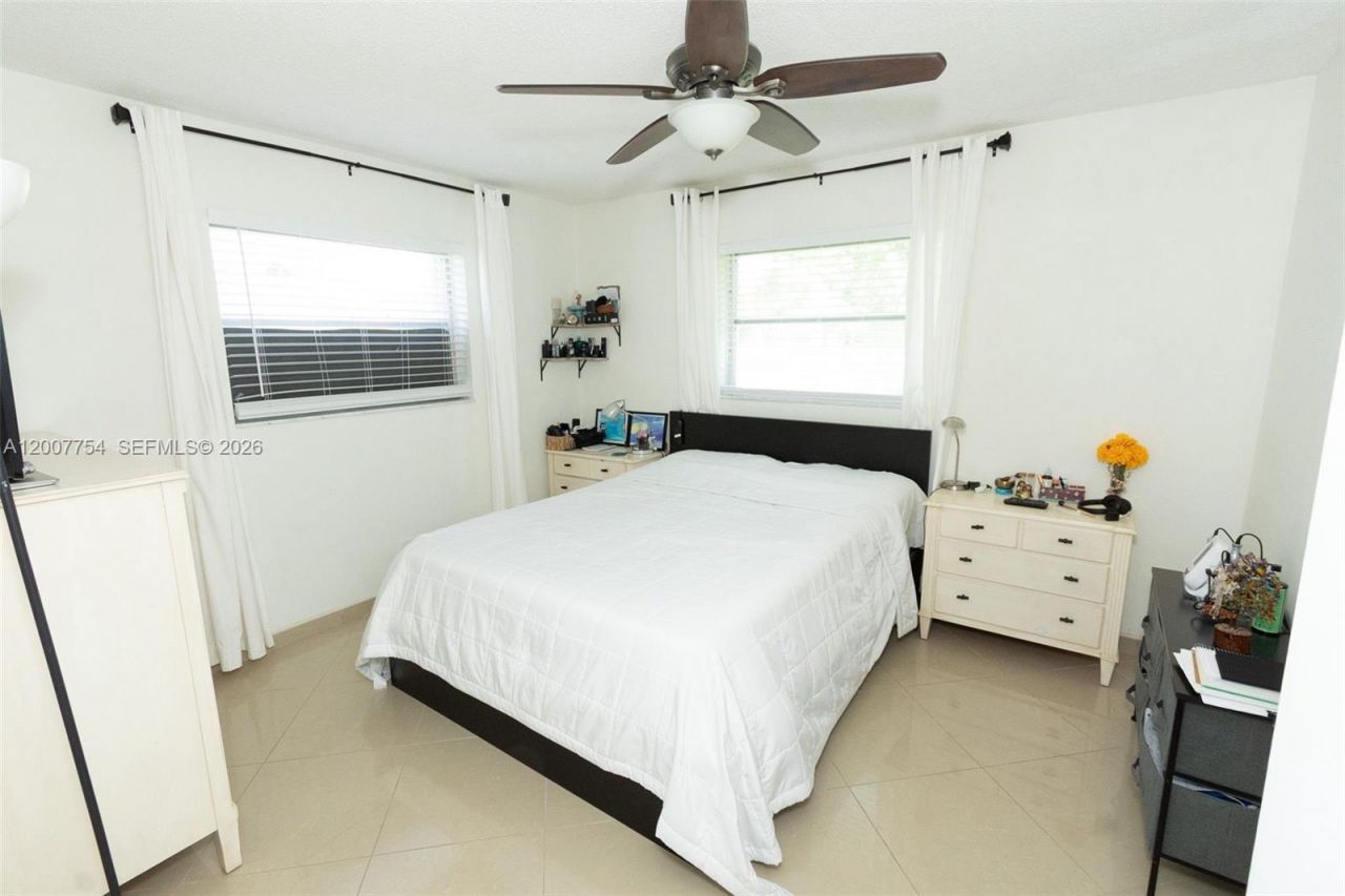 4518 NW 45th Ct , Tamarac, FL 33319 Photo