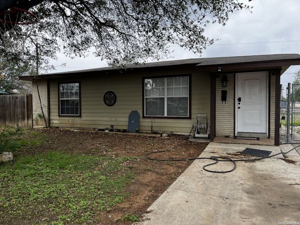 1815 Bronte St, San Antonio, TX 78207