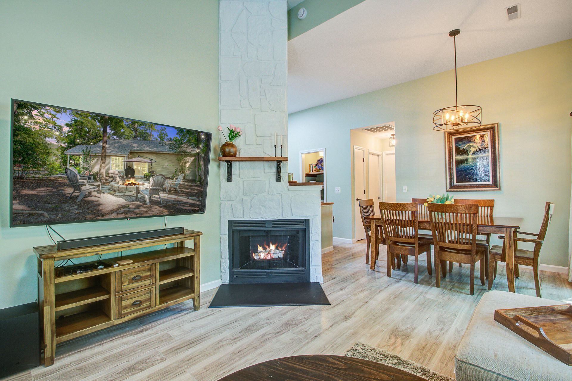 100 Fern Court Photo 11