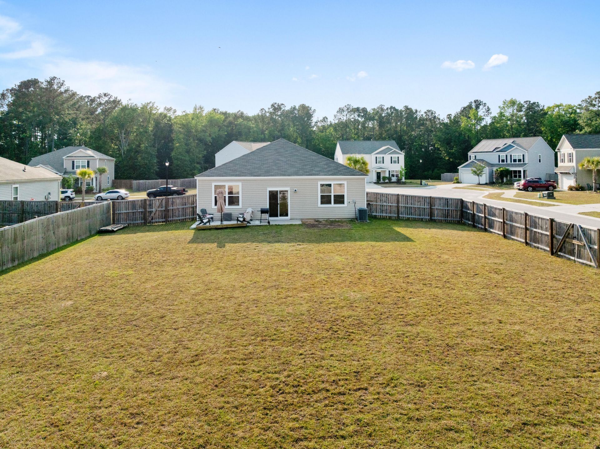 419 Blue Elderberry Run Photo 17