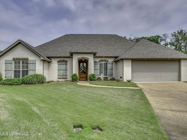 507 E Cowan Creek Cove, Brandon, MS 39047