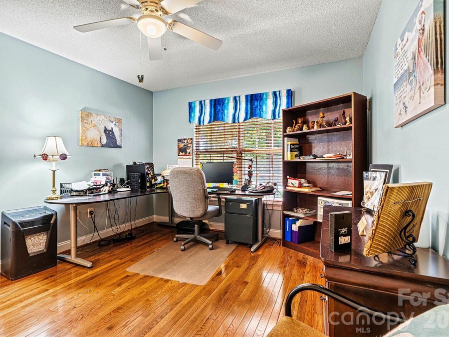 Property Image 25