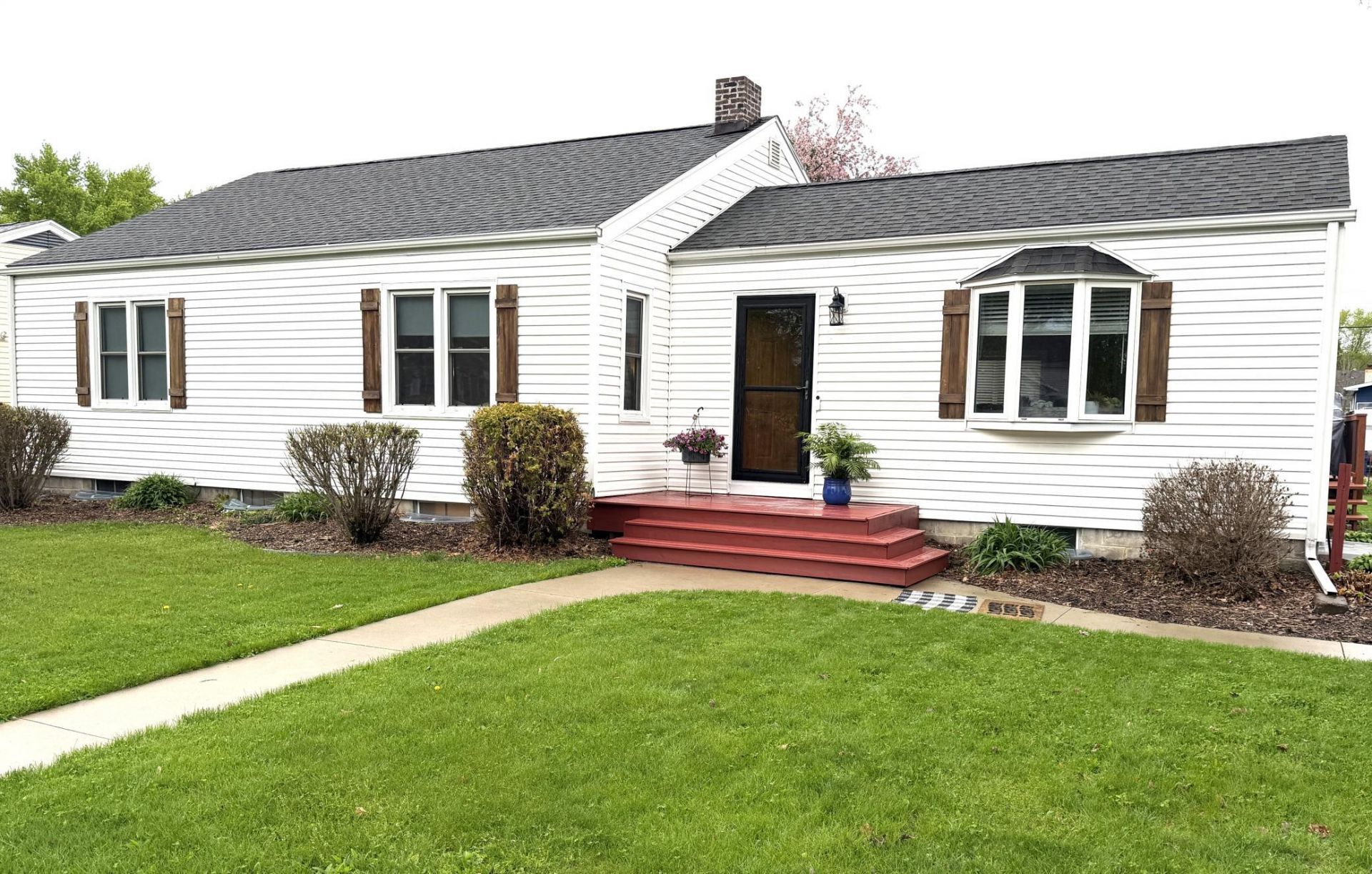 524 S 2nd Street, La Crescent, MN 55947