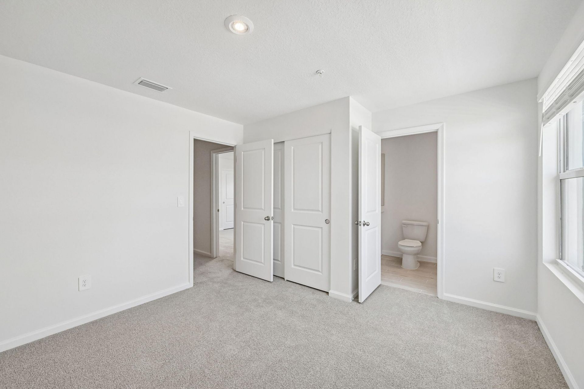 608 Salisbury Circle, Fort Pierce, FL 34982 Photo