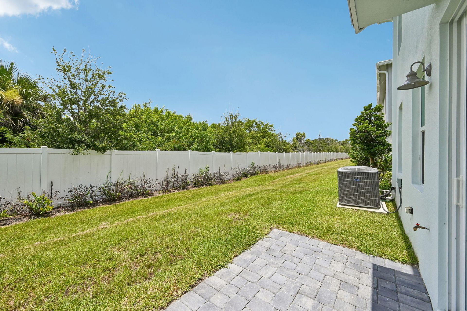 608 Salisbury Circle, Fort Pierce, FL 34982 Photo