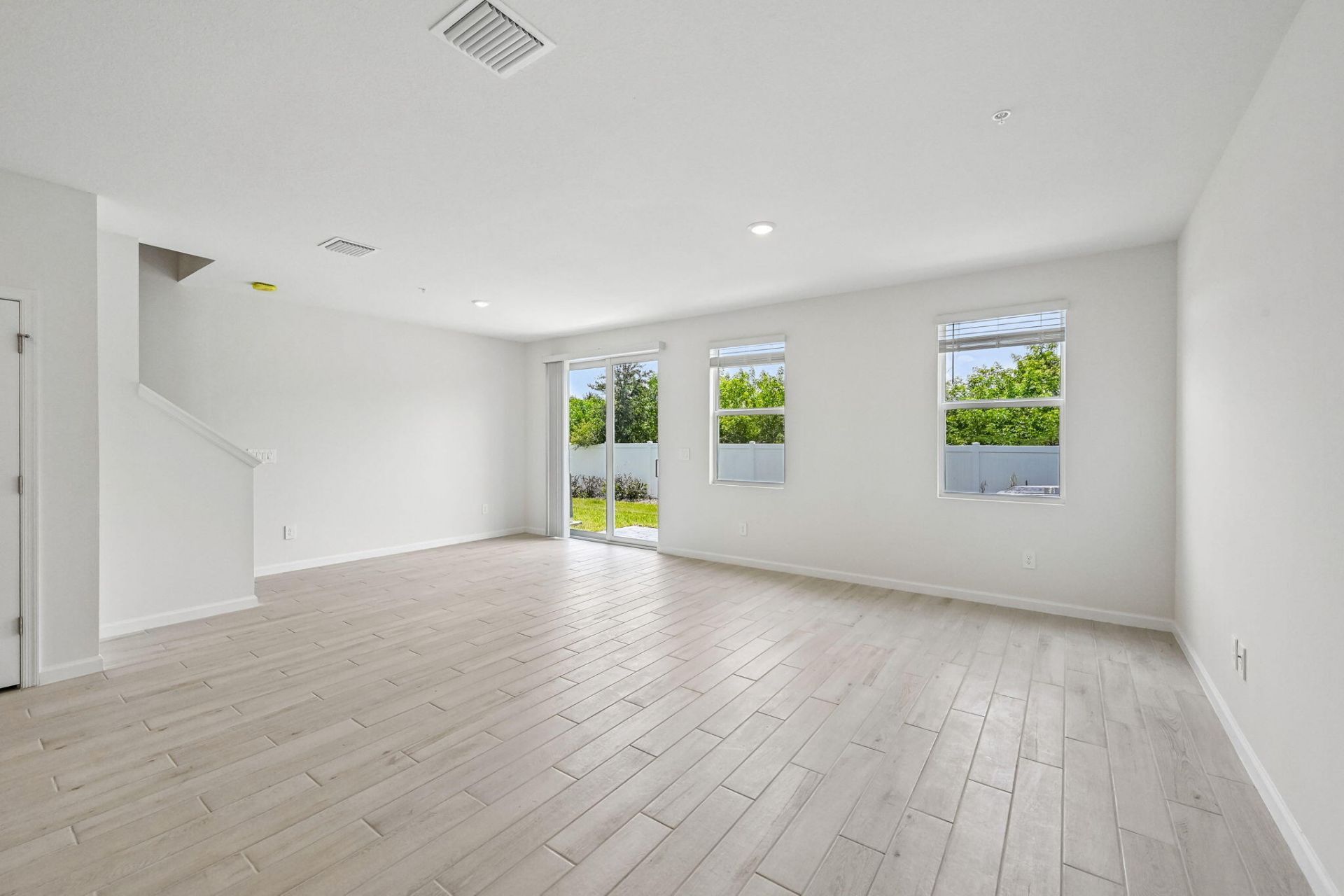 608 Salisbury Circle, Fort Pierce, FL 34982 Photo