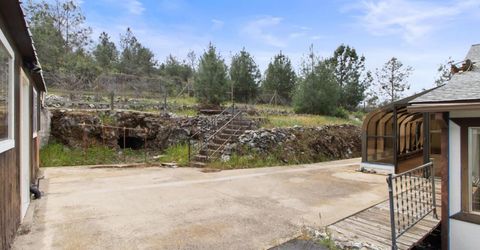 8185 French Flat Rd, Jamestown, CA 95327 Photo