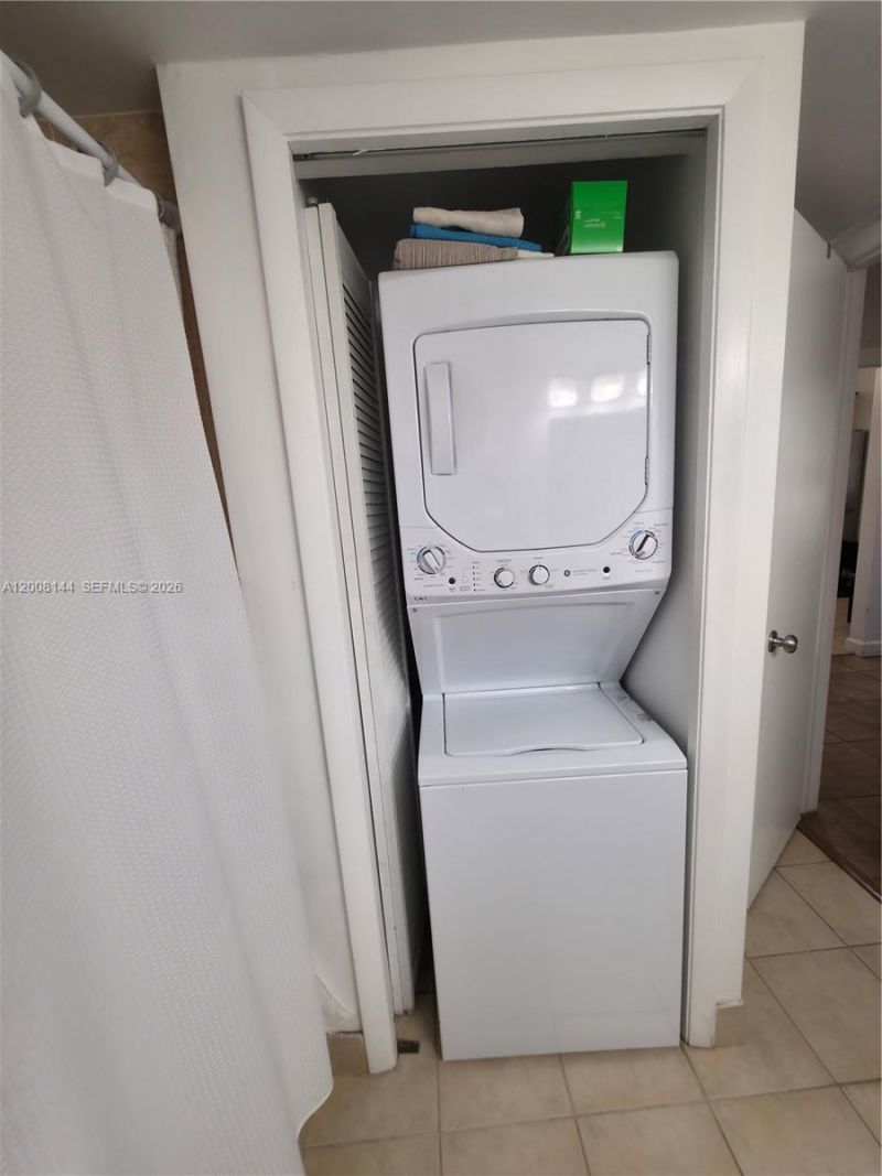 16278 Laurel Dr , Unit #202, Weston, FL 33326 Photo