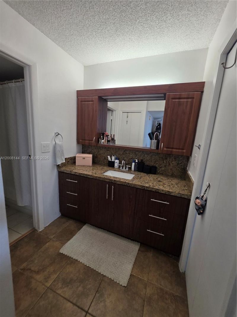 16278 Laurel Dr , Unit #202, Weston, FL 33326 Photo