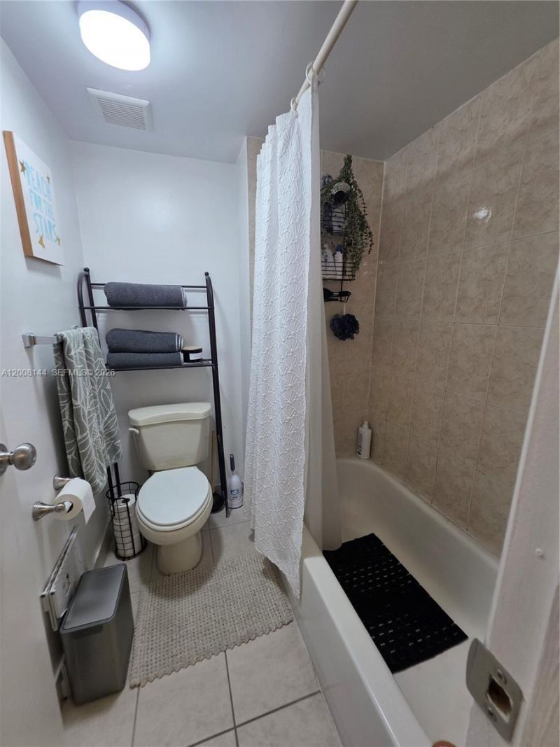 16278 Laurel Dr , Unit #202, Weston, FL 33326 Photo
