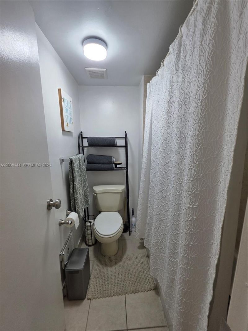 16278 Laurel Dr , Unit #202, Weston, FL 33326 Photo