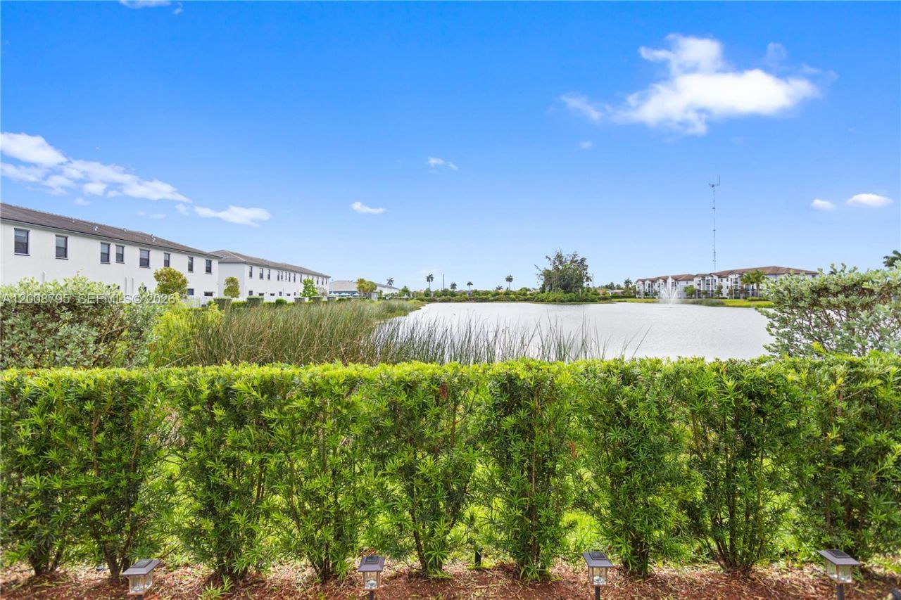 20478 NW 4th Ct, Miami Gardens, FL 33169 Photo