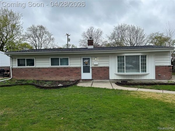 11478 Silver Drive, Sterling Heights, MI 48314