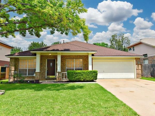 3924 Newland DR, Round Rock, TX 78681