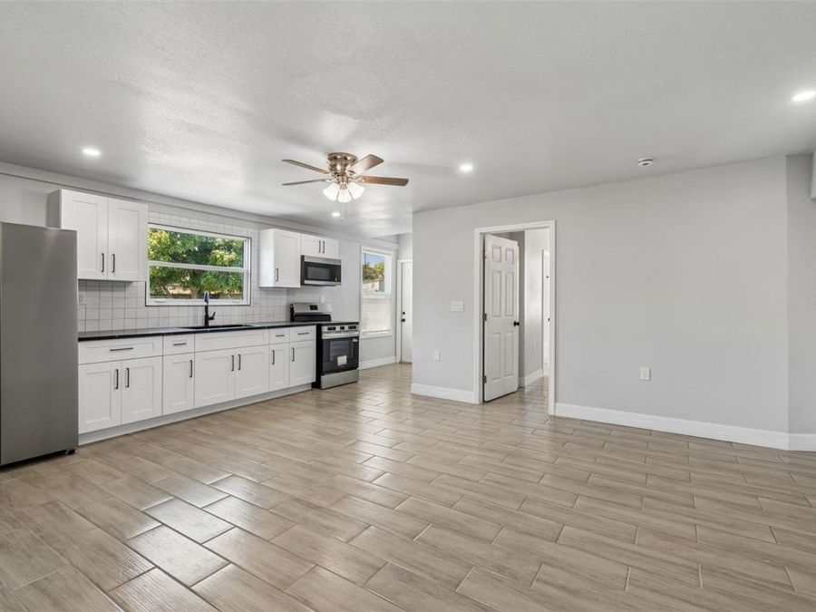 Property Image 76