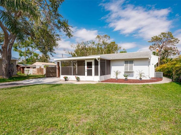 2209 WOODMERE ROAD , VENICE, FL 34293