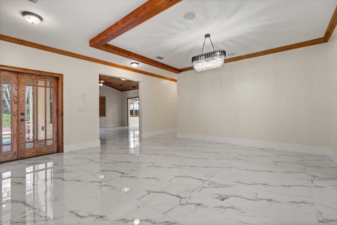 27012 Grand Oak Lane, Tavares, FL 32778 Photo