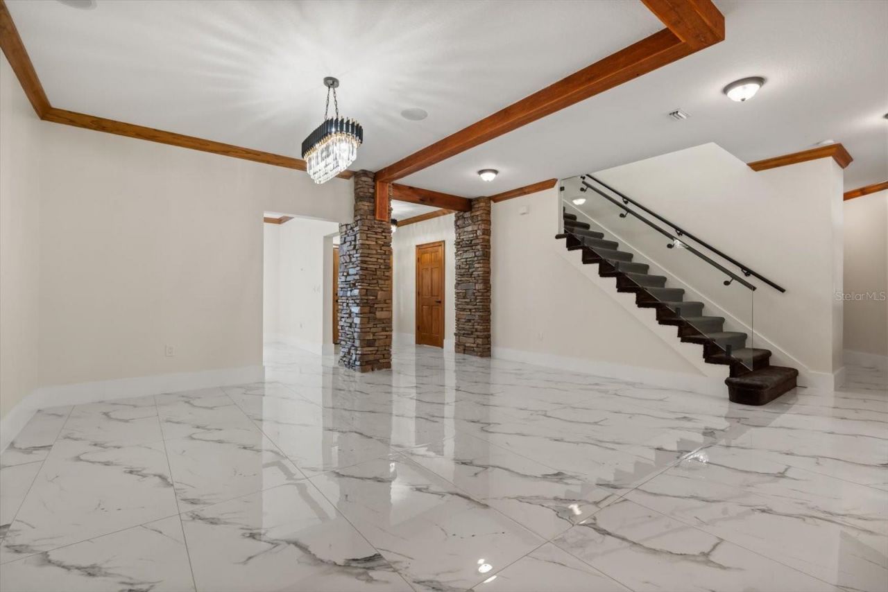 27012 Grand Oak Lane, Tavares, FL 32778 Photo