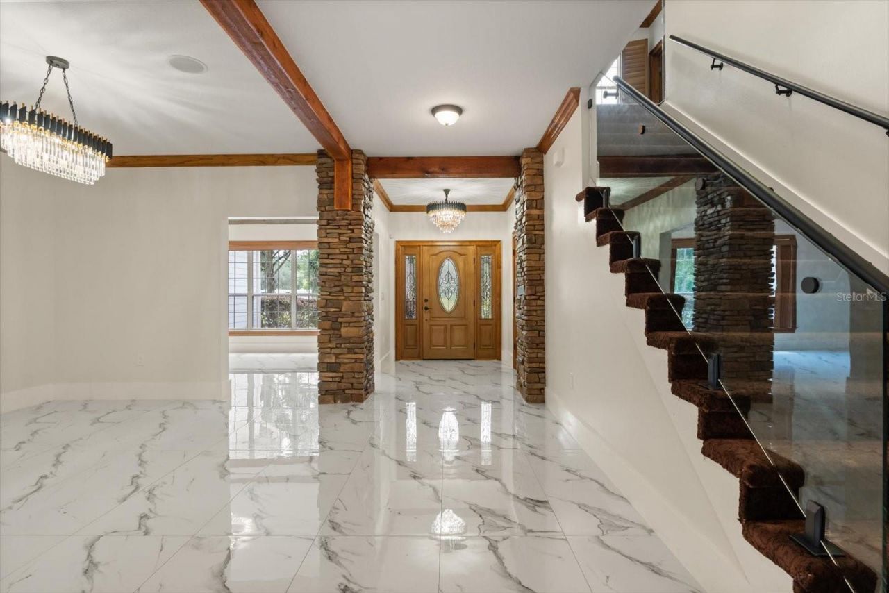 27012 Grand Oak Lane, Tavares, FL 32778 Photo