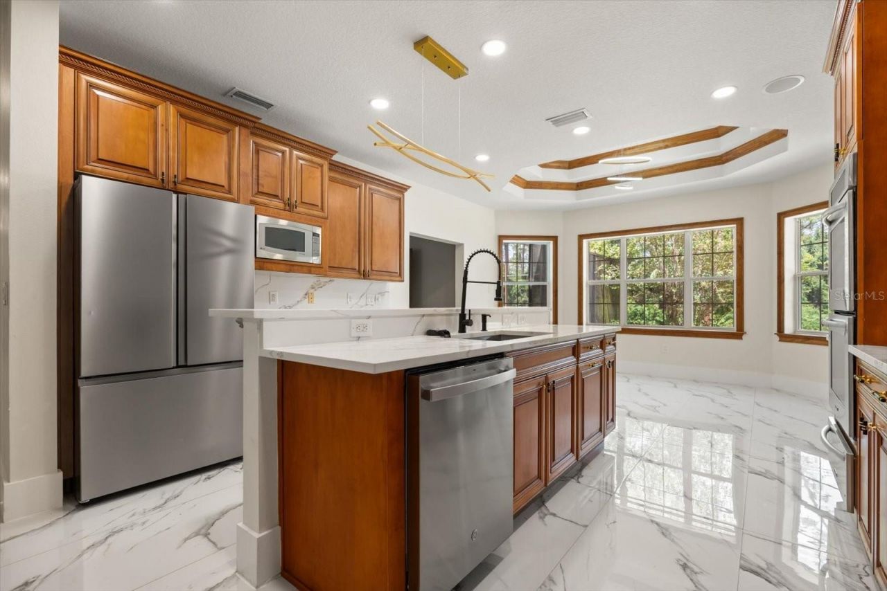 27012 Grand Oak Lane, Tavares, FL 32778 Photo