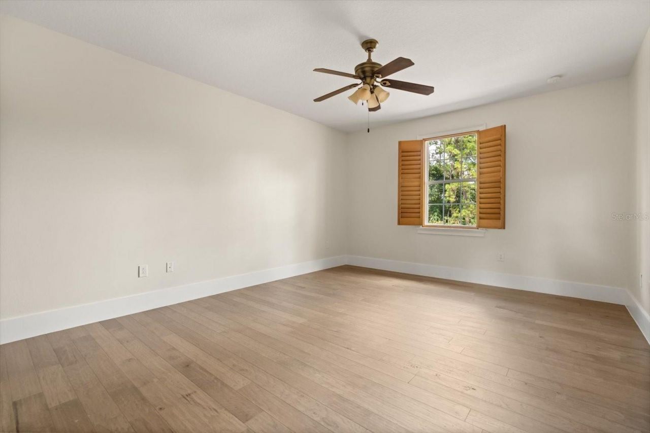 27012 Grand Oak Lane, Tavares, FL 32778 Photo