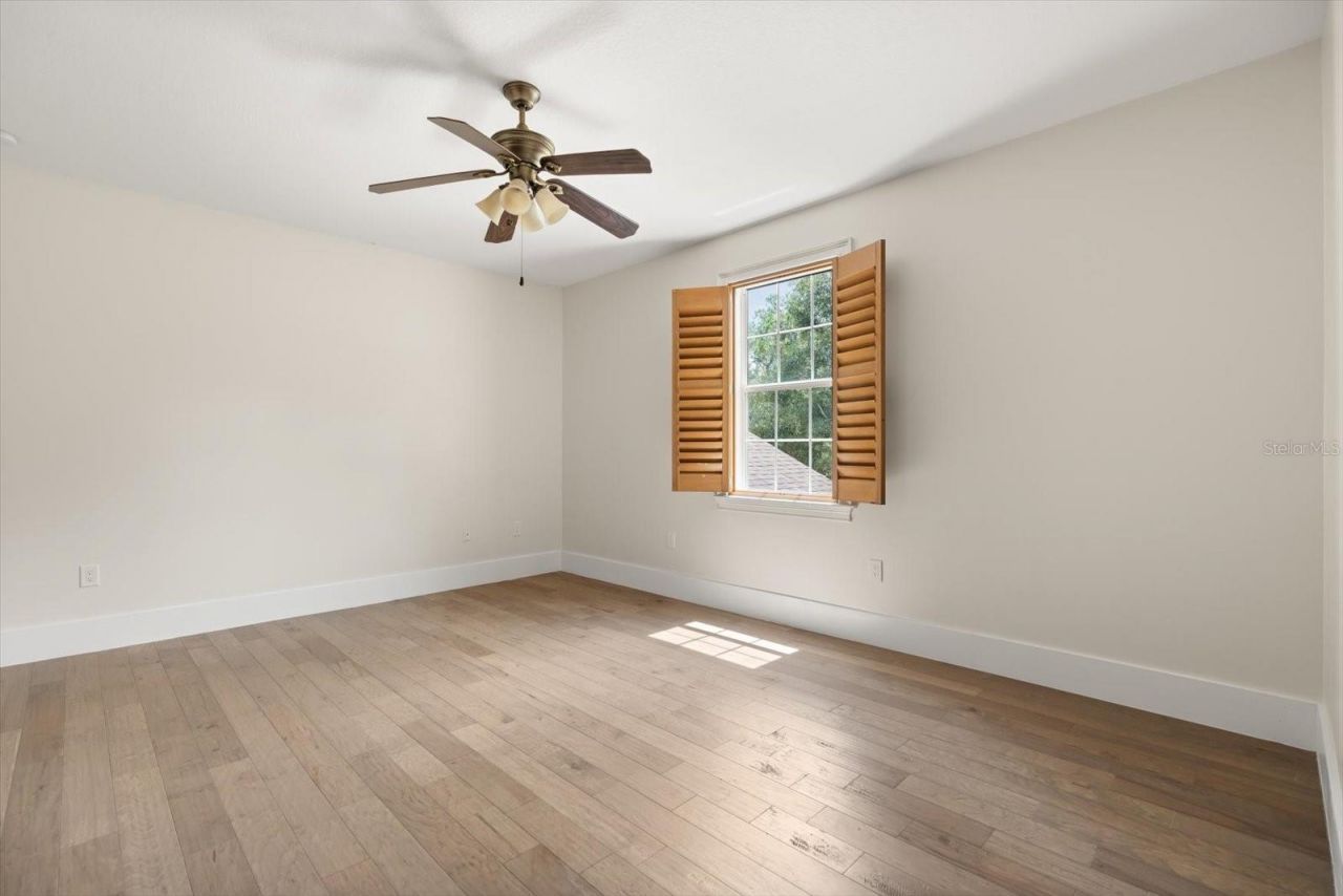27012 Grand Oak Lane, Tavares, FL 32778 Photo