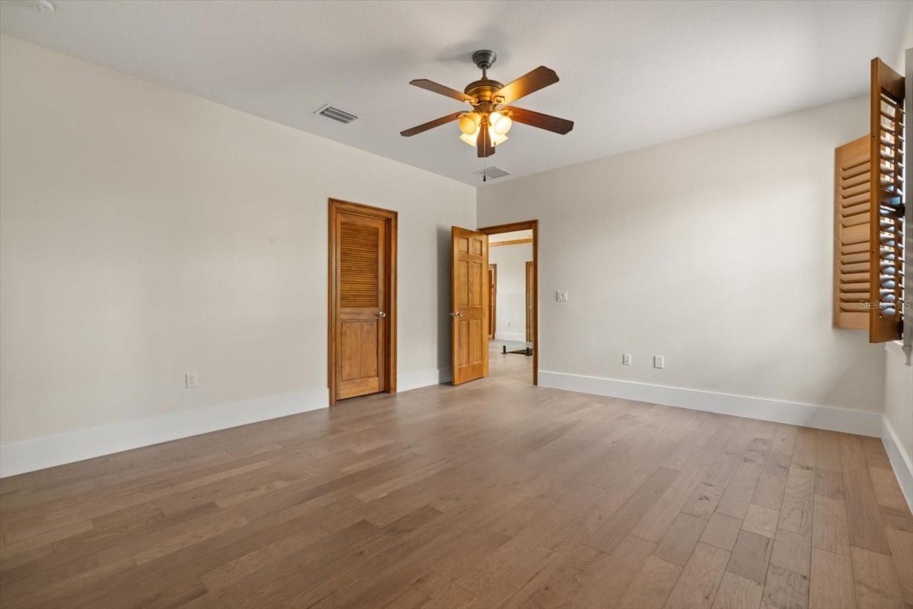 27012 Grand Oak Lane, Tavares, FL 32778 Photo