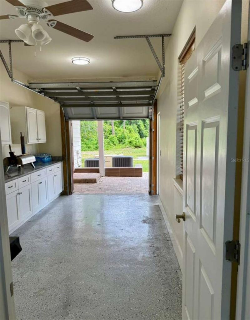 27012 Grand Oak Lane, Tavares, FL 32778 Photo