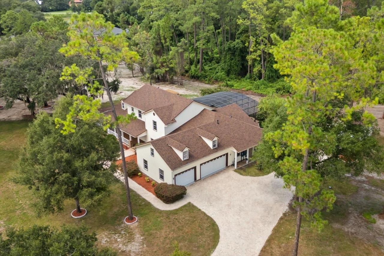 27012 Grand Oak Lane, Tavares, FL 32778 Photo