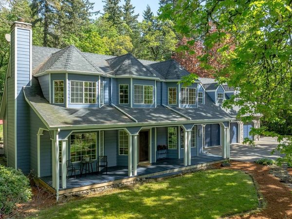 6723 Rippling Brook Dr SE, Salem, OR 97317