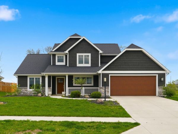 1907 Waynedale Drive, Garrett, IN 46738