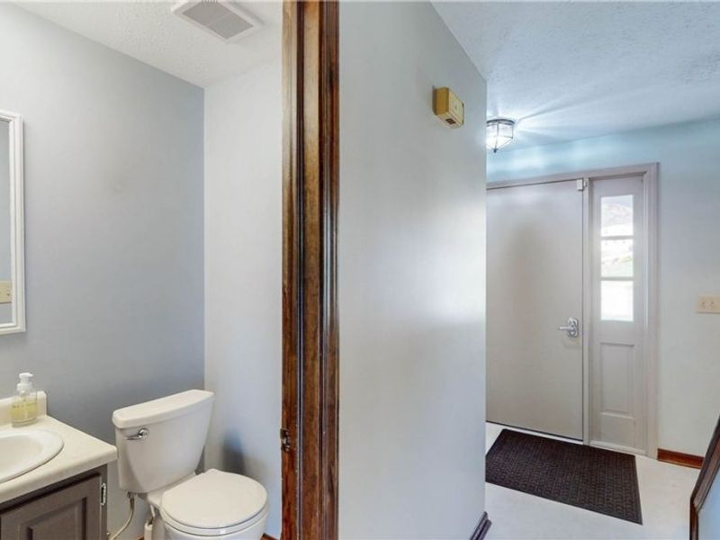 13608 Inverness Avenue NW, Uniontown, OH 44685 Photo 17