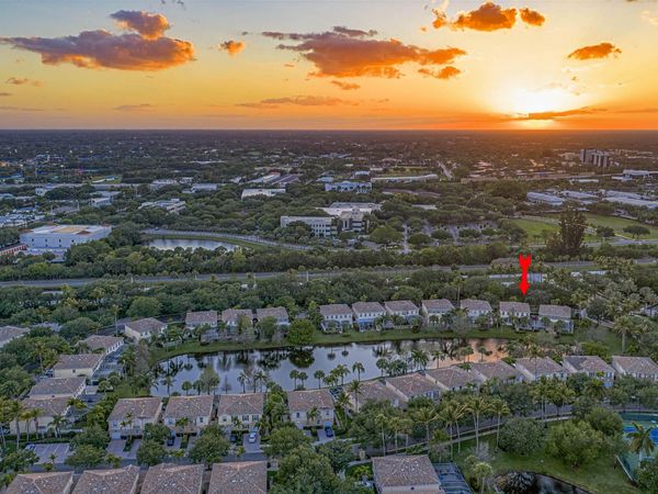 154 Santa Barbara Way, Palm Beach Gardens, FL 33410