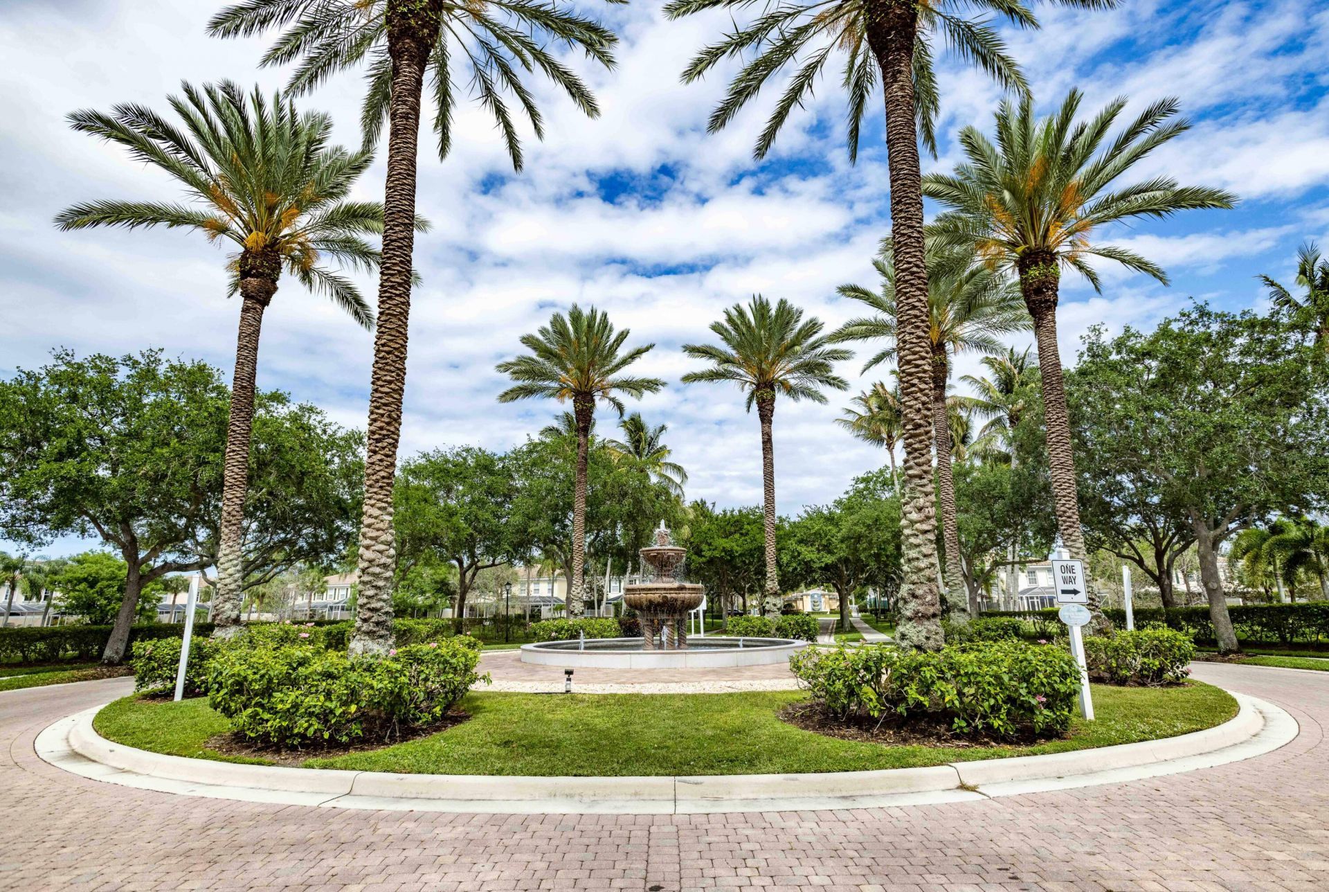 154 Santa Barbara Way, Palm Beach Gardens, FL 33410 Photo