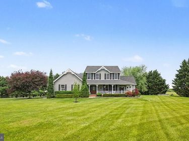 913 BRIDGETON ROAD, FAWN GROVE, PA 17321