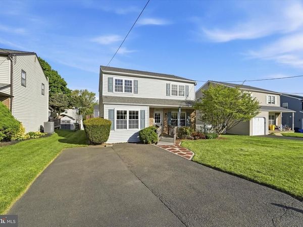 305 ROESCH AVENUE, ORELAND, PA 19075