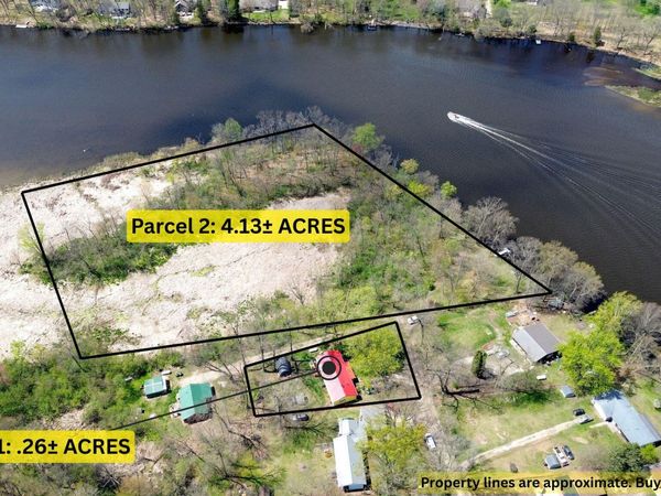 12192 Riverside Drive, White Pigeon, MI 49099