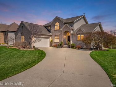 9493 Aspen View Drive , Grand Blanc Twp, MI 48439