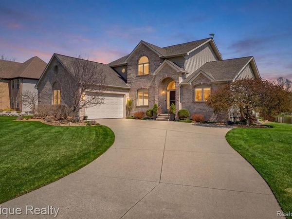 9493 Aspen View Drive, Grand Blanc Twp, MI 48439