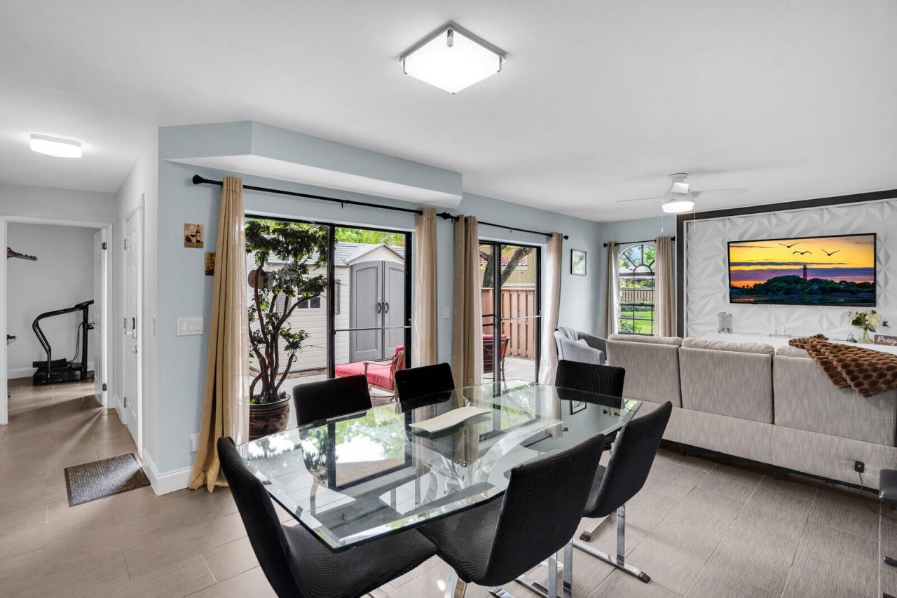 8291 Thames Boulevard, Unit C, Boca Raton, FL 33433 Photo