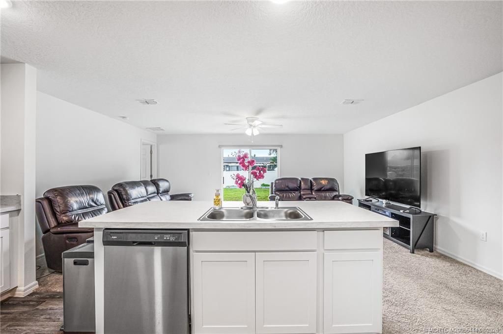 549 SW Prado Avenue, Port Saint Lucie, FL 34983 Photo