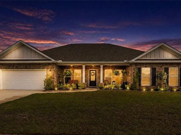 9872 Hamilton Ridge Drive N, Mobile, AL 36695