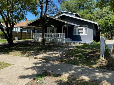 2722 Travis Avenue, Fort Worth, TX 76110