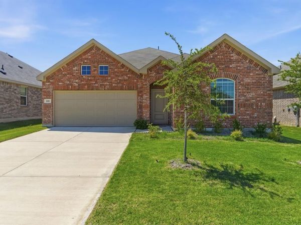 339 Texas Trail , Justin, TX 76247