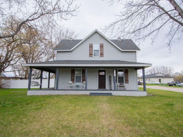 502 2 Street NW, Barnesville, MN 56514