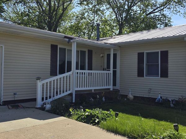 103 Angela Drive, La Harpe, IL 61450