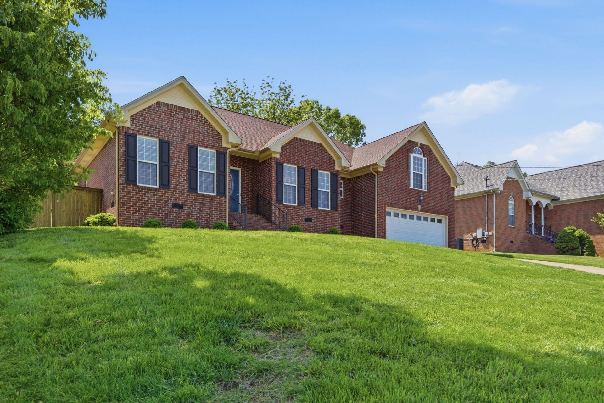 527 Johnstown Dr, Smyrna, TN 37167 Main Photo